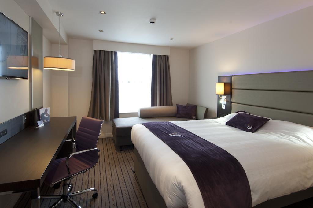 Premier Inn Stirling City Centre Oda fotoğraf