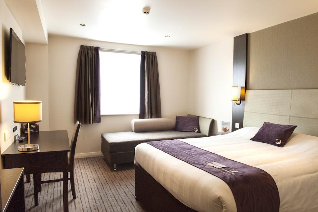 Premier Inn Stirling City Centre Oda fotoğraf